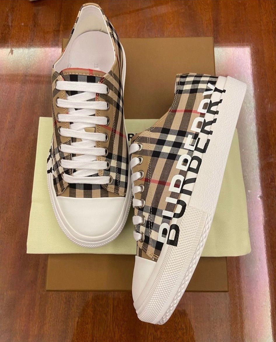 Burberry Jack Check Low-top Sneakers - TWIICE